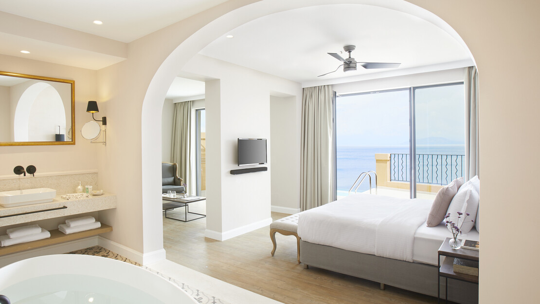 Nido, Mar-bella Collection